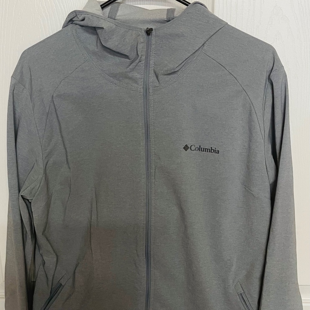 Columbia Womens Rain Jacket size XL.